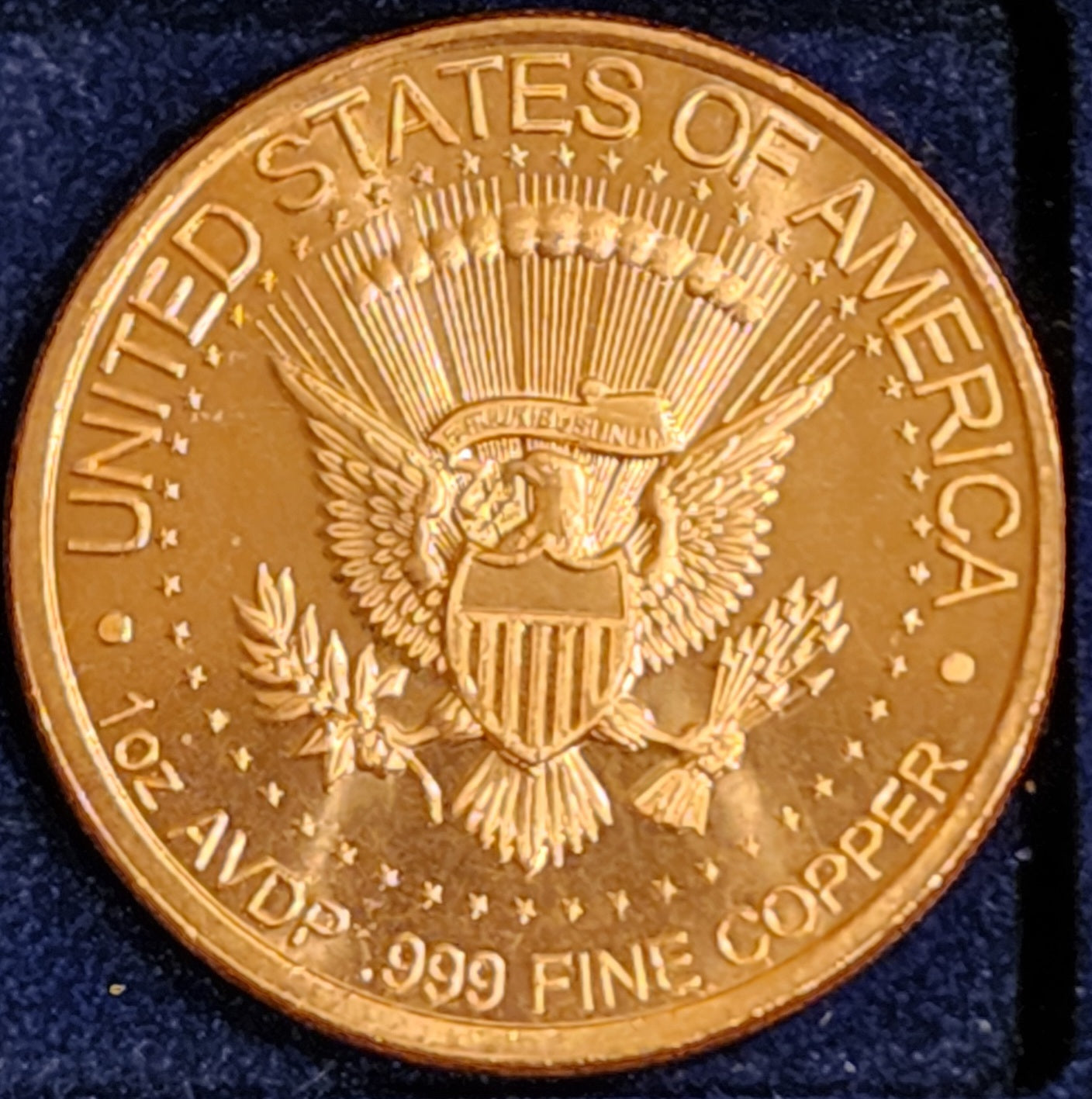 Ronald Reagan 40th Pres. 1 AVDP Ounce Pure Copper Round BU w/Protective Capsule