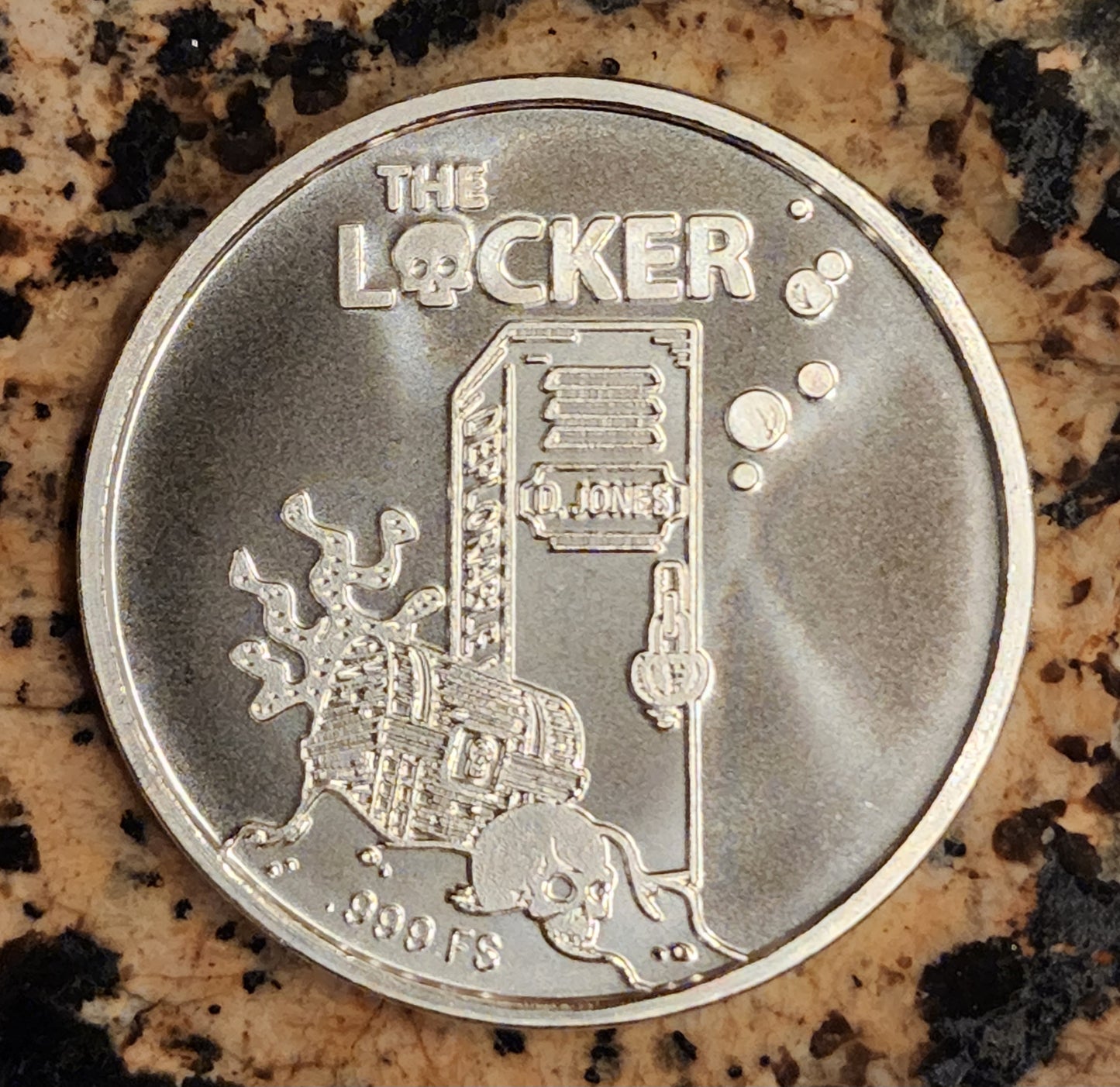 Locker Wench #3 "Wynn's Wench" Sexy Silver .999 1 Oz Round