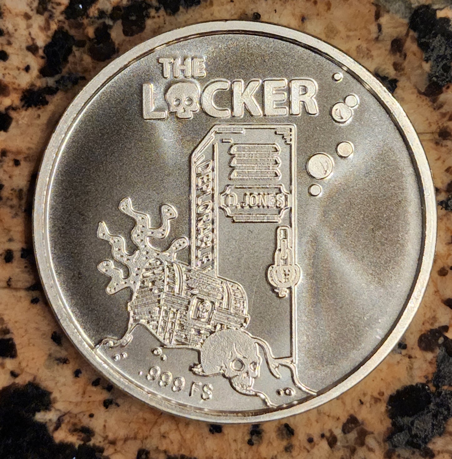 Locker Wench #3 "Wynn's Wench" Sexy Silver .999 1 Oz Round