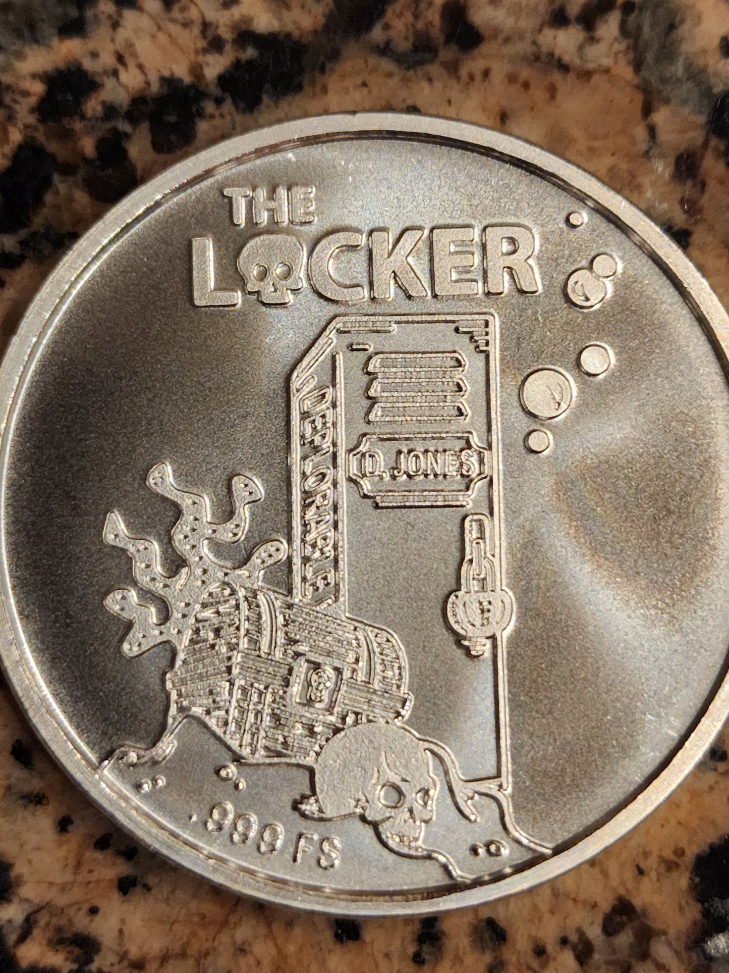 Locker Wench #3 "Wynn's Wench" Sexy Silver .999 1 Oz Round
