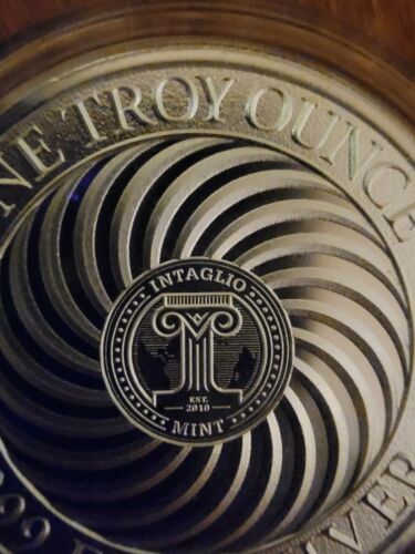 Deuce Four Skull Type II 1 oz .999 Fine Silver BU w/ Protective Capsule